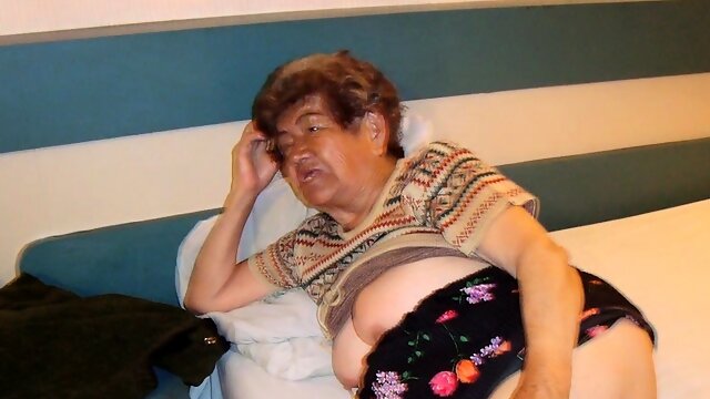 LatinaGrannY Extreme Grandma Pictures Compilation