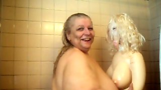 HAVING FUN IN THE SHOWER WITH MY DOLL