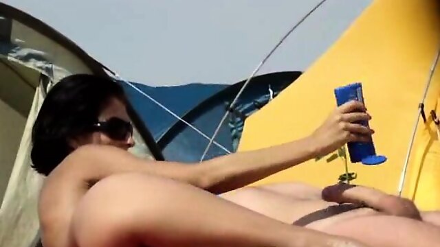 Beach Voyeur Handjob