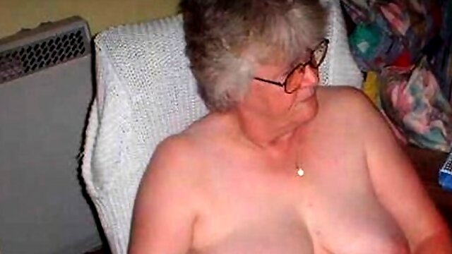 ILOVEGRANNY Amateur Granny Sex Showoff in Compilation