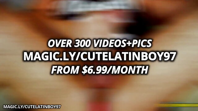 Jerking my big uncut cock with oil giving it a good sexy massage until I cum  it looks beautiful ?