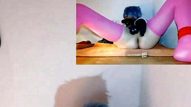 Crossdresser enjoy Playing 