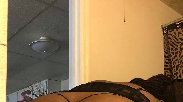 Msjuicyfruit come join me guys I am waiting on you I am so wet right now come make me wetter click on my videos see all.