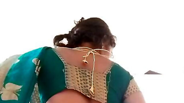 Swetha tamil wife saree strip record video 