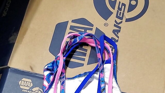 In customer car trunk I came across some gym stuff in the bag