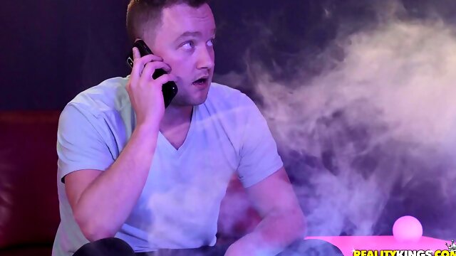 Black leggy babe Tori Montana hot porn clip