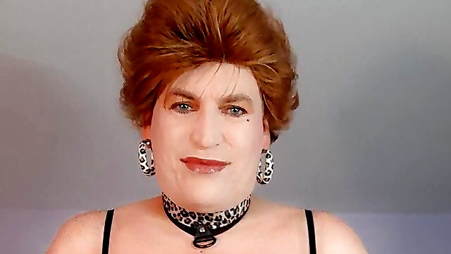 Victoria Lecherri, 69, Cougar