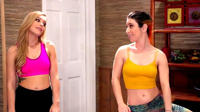 Private yoga instructor gives a naughty lesson - Serena Blair and Kali Rose