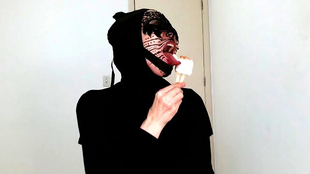 Food, Mask