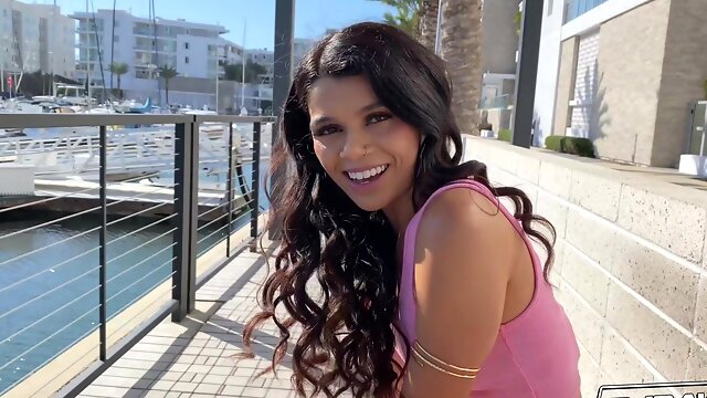 Harley Haze has oral skills