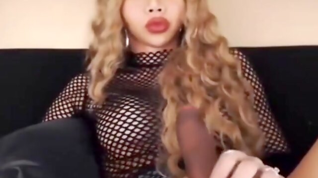 Big Shemale Dick In Yo Face