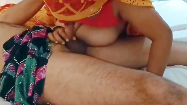 Hot Indian Bhabhi Fucked Rough By Old