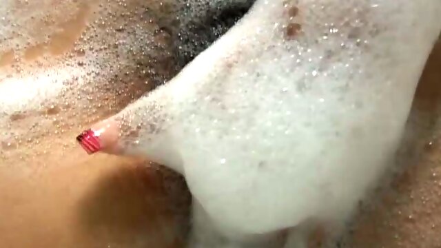 Hot babes shower play session is an orgasmic sight to behold