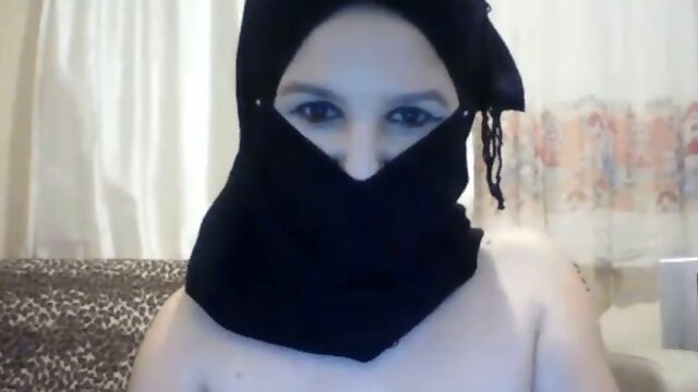 Hijab Webcam