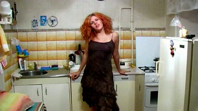 Playful all natural real teen in the kitchen undresses and pisses in the pot