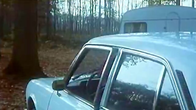 Cute blonde fingers her pussy in a car and lets a man watch her