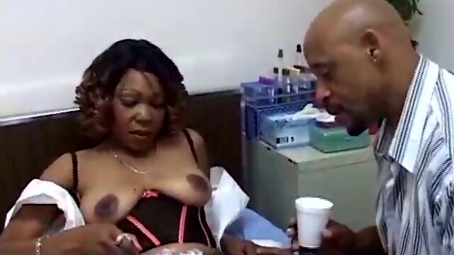 Busty ebony MILF wants her sex-starved lover to shave her snatch