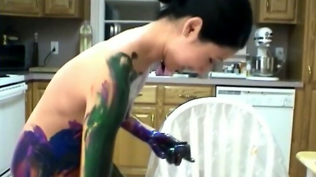 Its time for an erotic body painting session with lean brunette girl