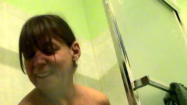 Just a freaky and ugly amateur milfie bitch in the shower