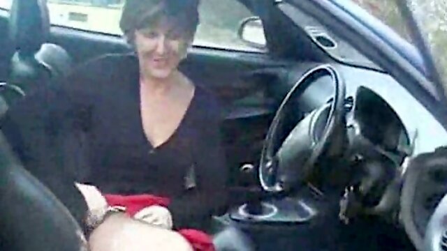 Fluffy mature secretary gives me a nice view of her upskirt in car