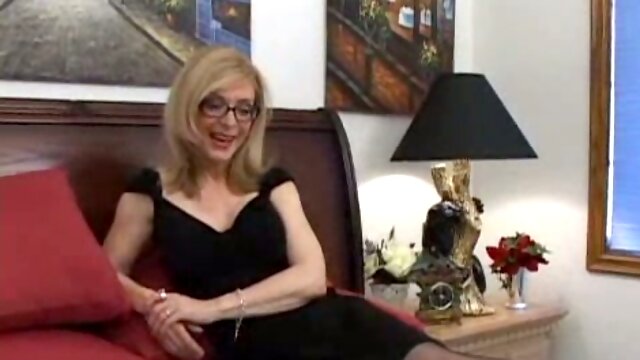 Mature four eyed secretary gives me head and handjob