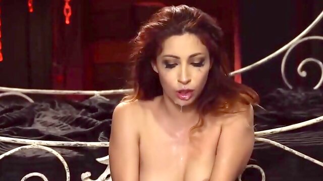 Jade Jantzen got a very rough fuck and a cumshot on her face