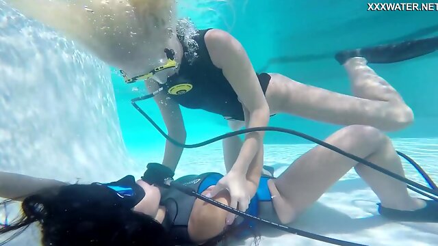 Wild underwater scuba diving fun with a voracious lesbian Vodichkina