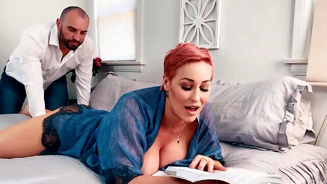 Curvy voluptuous wifey Ryan Keely is always eager to fuck