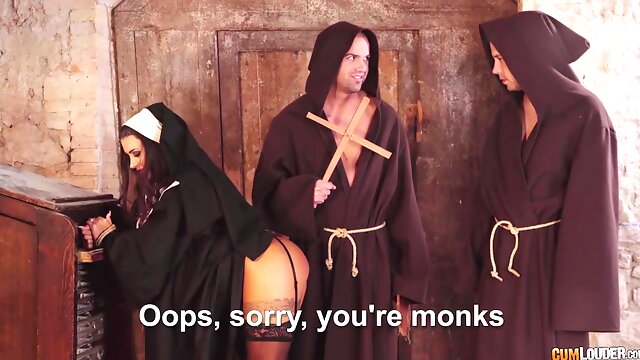 Sinful nun Susi Gala having a threesome with two monks