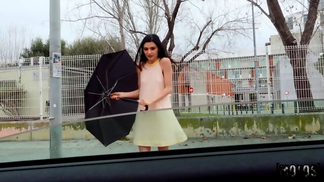 Hot babe gets a free ride home and she is skilled in dick fucking department
