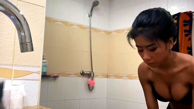 Enchanting Thai teen loves a good dick riding and shes got nice boobs