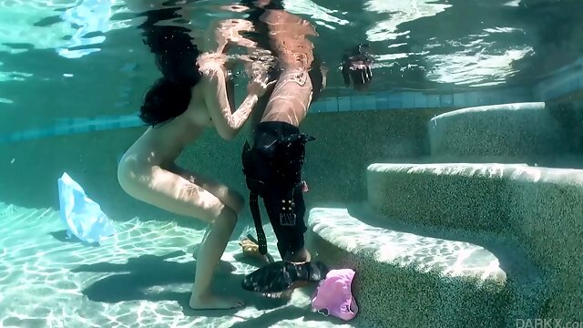 Marica Hase is no stranger to underwater cocksucking