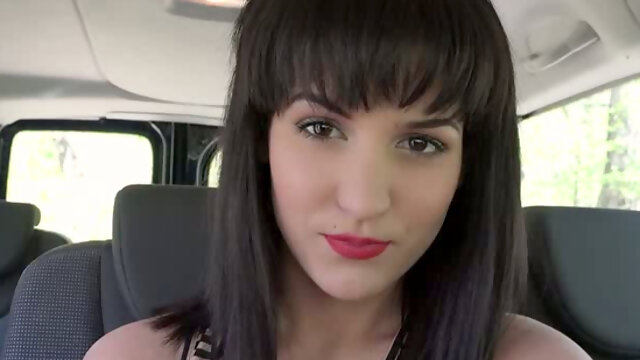 Raven haired hottie Bella Beretta pleases kinky dude with solid fellatio in the bus