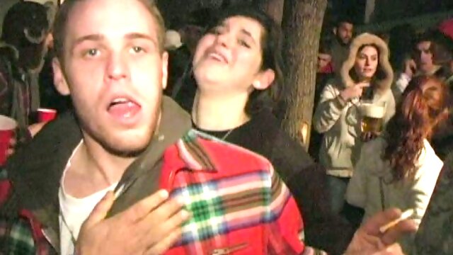 Greedy for cum sluts gives blowjob after college party