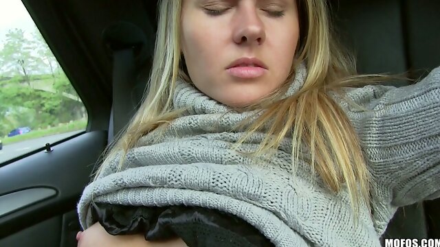 Alluring amateur blondie in sweater gets eaten and fucked in car