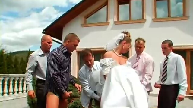 YOU MAY NOW GANGBANG THE BRIDE!  / Miss Piss
