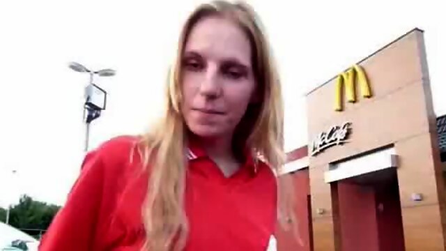 Couple Fucks Right Outside McDonalds