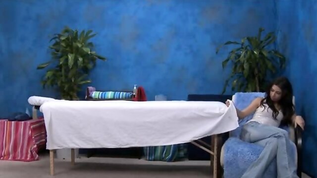 Voracious Allie Jordan experiences backside fuck