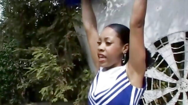 Cheerleader in search of big cock
