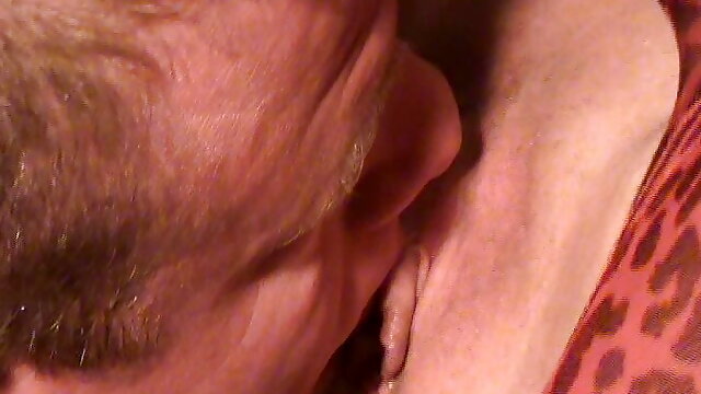 PUSSY JUICE licking and BIG CLIT sucking!