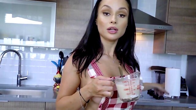 Crystal Rush wearing sexy lingerie while riding a dick in POV