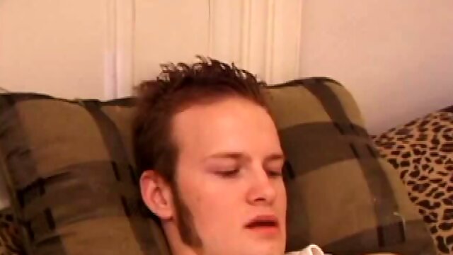 Nackt Beim Arbeiten Gay