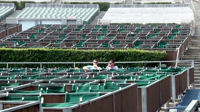 Adam Russo video with TRULY intense flashing