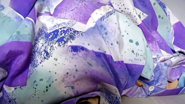 Young girl rubs her wet pussy   