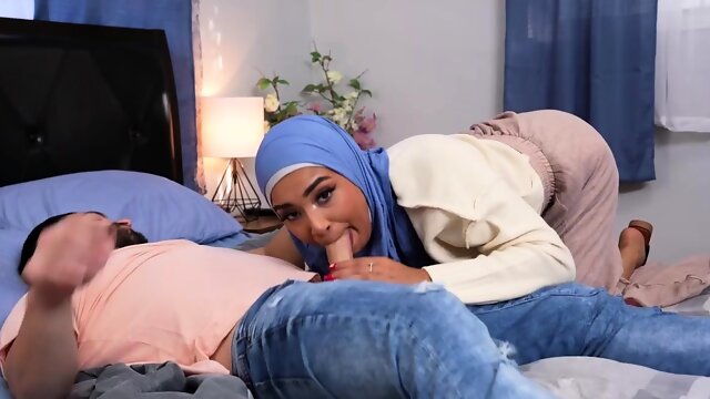 Peter Green excitedly fuck his hijab babe Babi Star