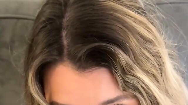 Small titted blonde stimulates herself with toy