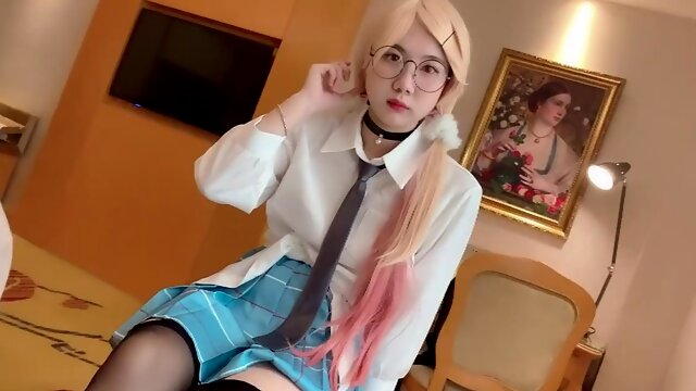 Chinese schoolgirl blowing dick and riding it like a cowgirl