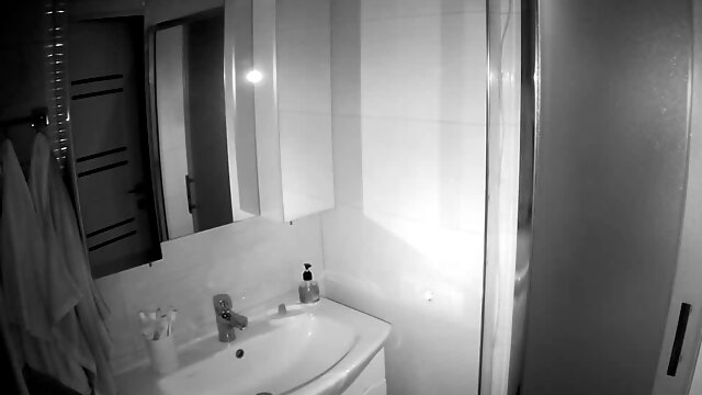 Voyeurisme À La Maison