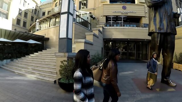 My curvy neighbour is curious about lesbian sex