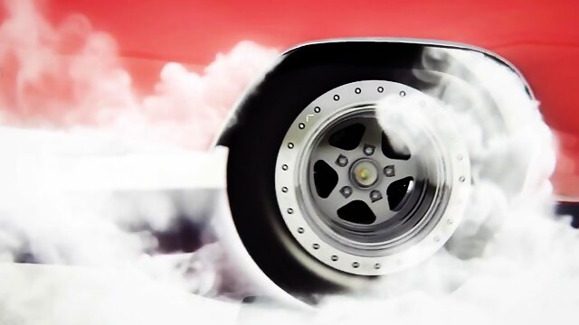 Je suce dans la cabine de la picisne